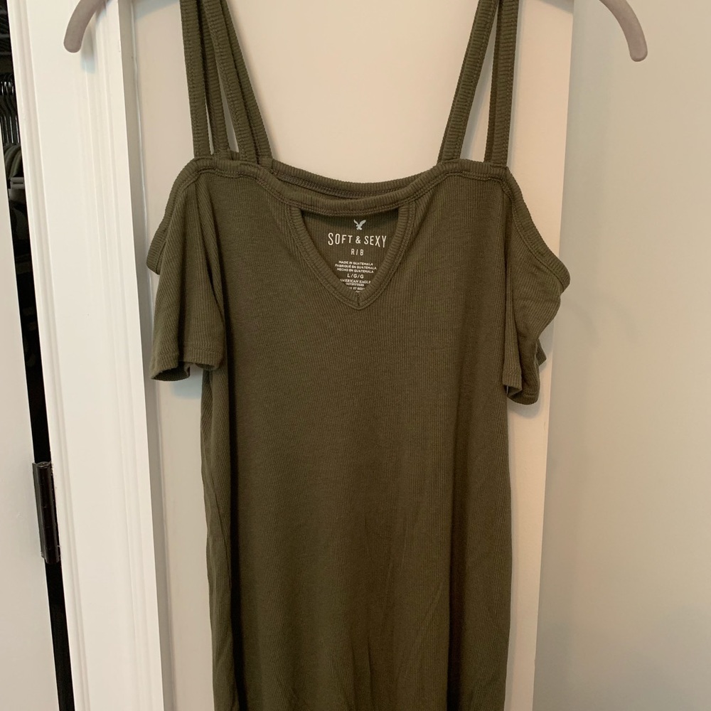 American Eagle top